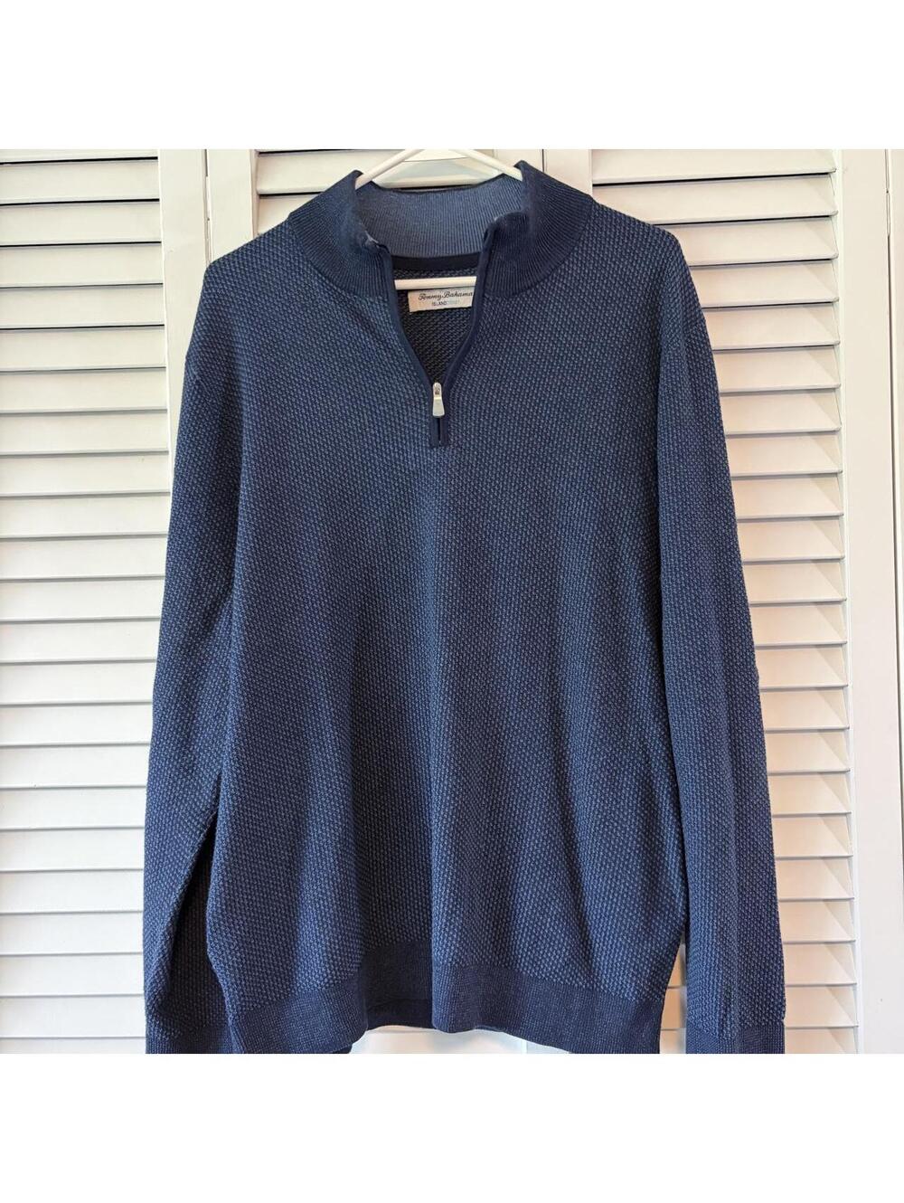 Tommy Bahama Men's Navy and Blue 1/2 Zip Sweater